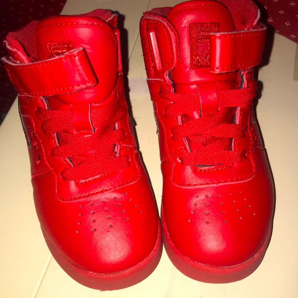 Boys shoes